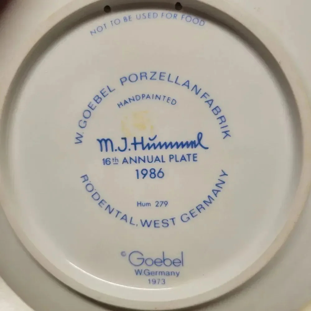 Goebel MJ Hummel 1986 16th Annual plate Hum 279